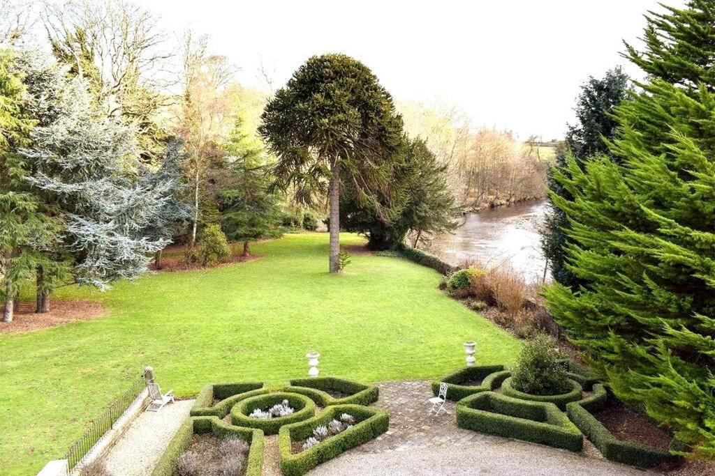 Georgian Villa In Richmond On The River Swale Exteriör bild