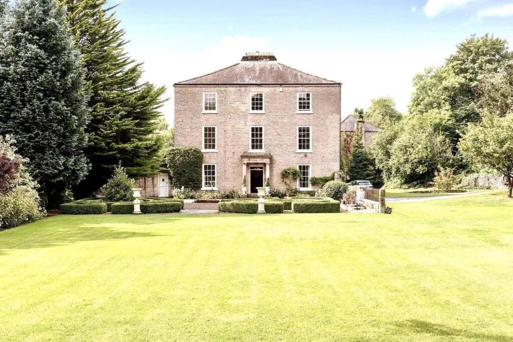 Georgian Villa In Richmond On The River Swale Exteriör bild